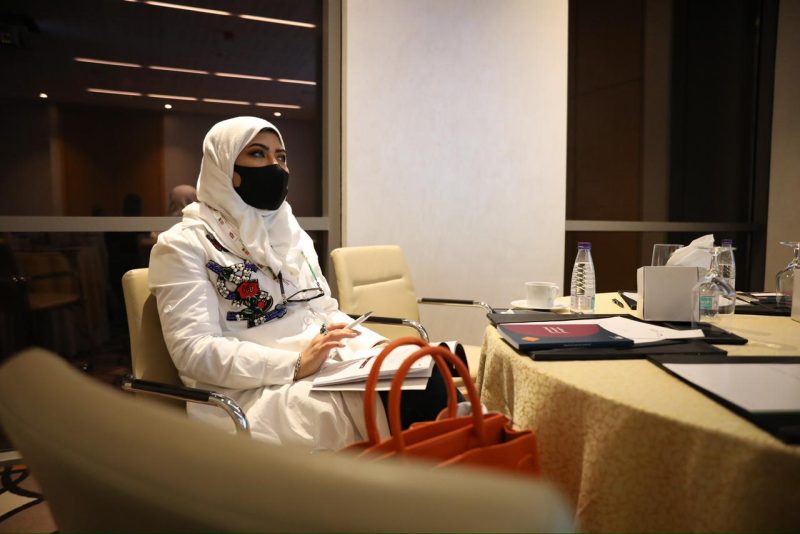 الصحفي محمد العميسي يحاور الكاتبة صباح عبدالله في نادي الرواية الأولى