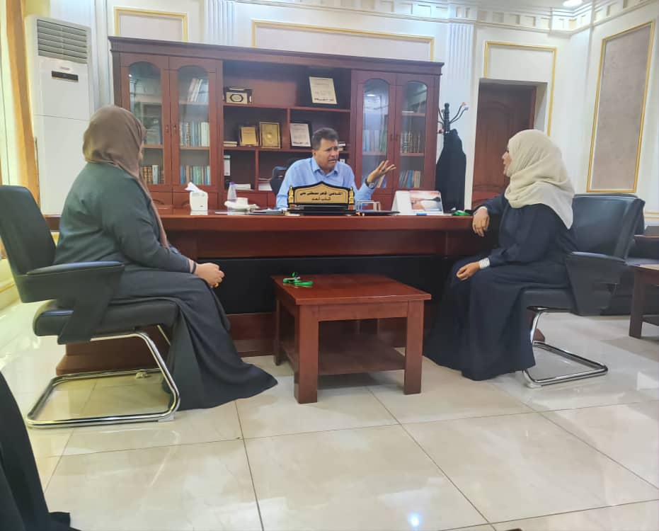 عدن: رئيسة اللجنة الوطنية للمرأة تلتقي النائب العام للجمهورية لمناقشة قضايا النساء
