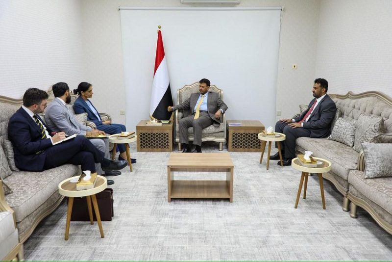 «الدكتور عبدالله العليمي يستقبل السفيرة البريطانية ويؤكد متانة العلاقات الثنائية»