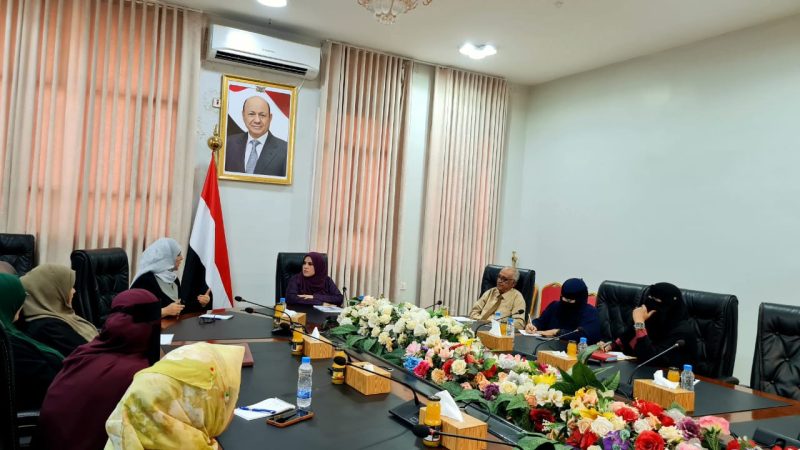 وزيرة الدولة لشؤون المرأة تلتقي رئيسة اللجنة الوطنية للمرأة لبحث التعاون والتنسيق المشترك